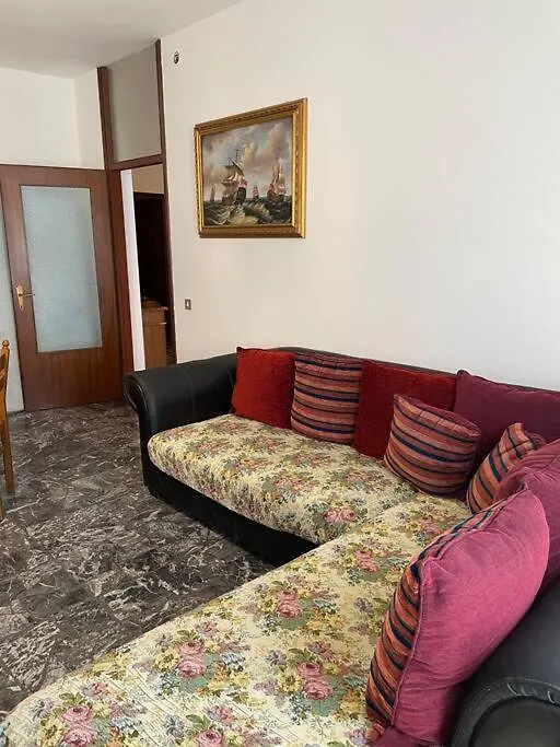 Iris Hosting Appartamenti Per Famiglie Favaro Veneto Apartment